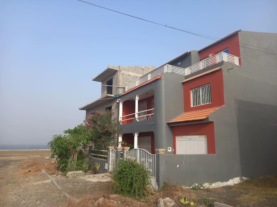 Casa Herminia Tarrafal  Kültér fotó